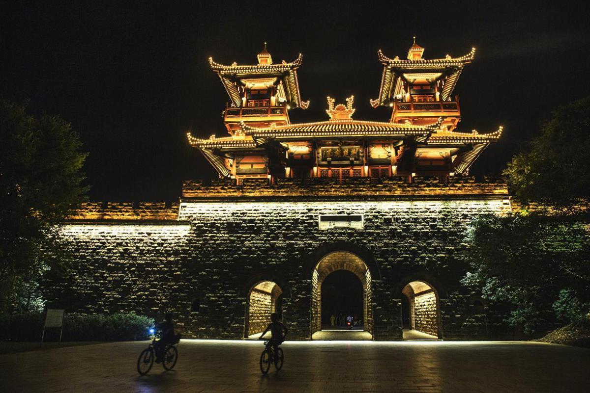 银河现金评级